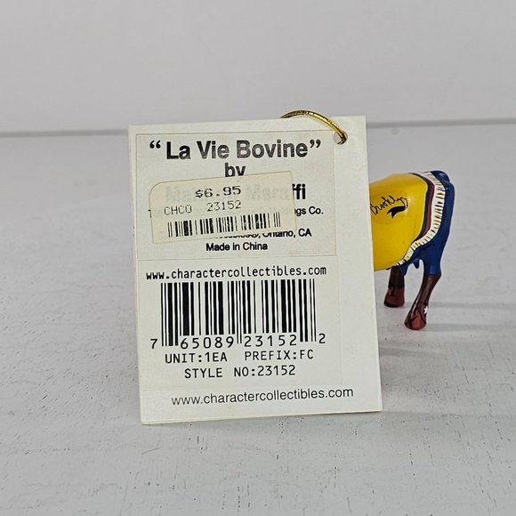 Cow Parade Mini Moo La Vie Bovine Figurine Brooklyn #23152 - Picture 3 of 8